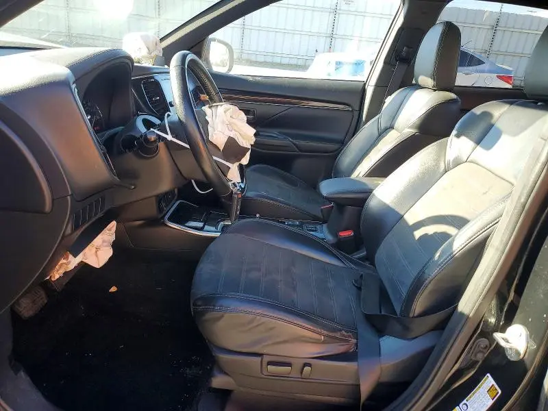 2019 MITSUBISHI OUTLANDER SE  