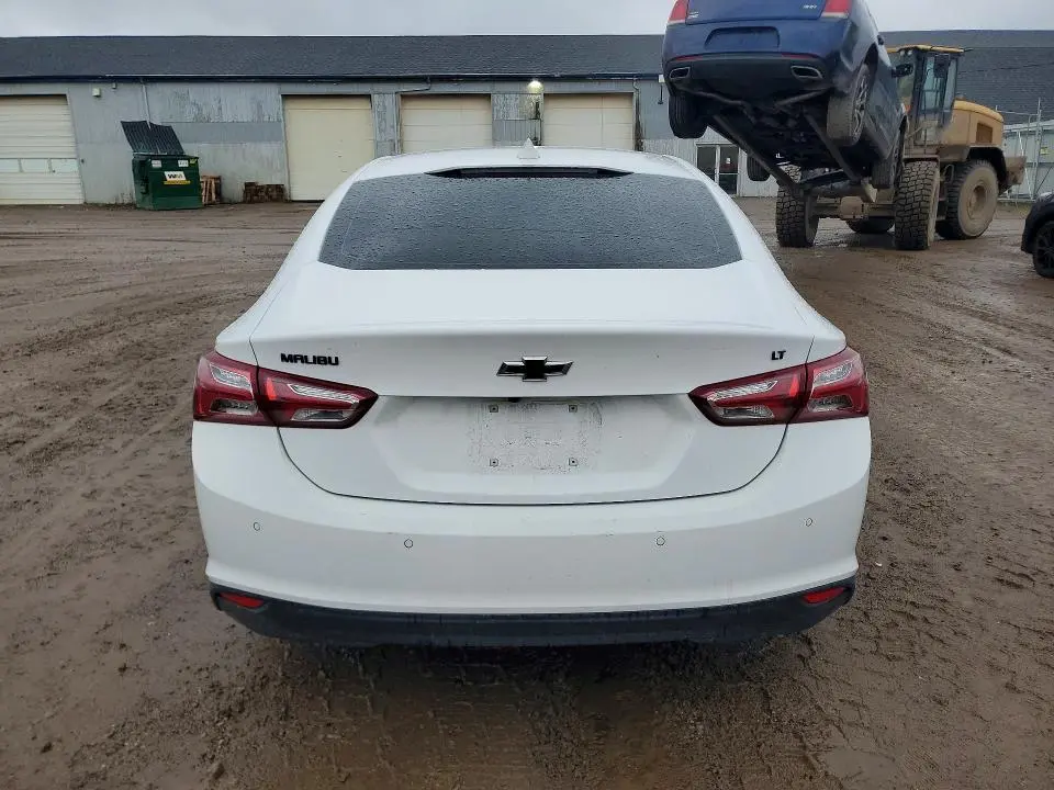 2022 CHEVROLET MALIBU LT  
