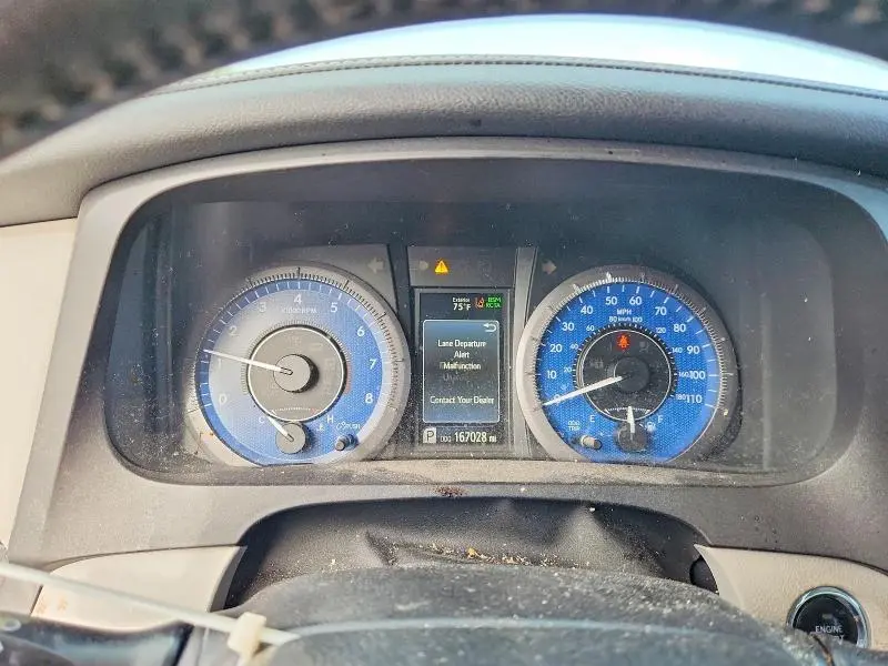2019 TOYOTA SIENNA XLE 8-PASSENGER  