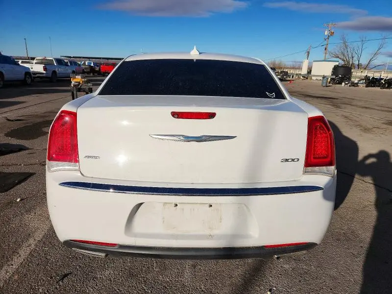 2018 CHRYSLER 300 LIMITED  