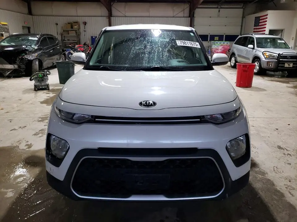 2021 KIA SOUL S  