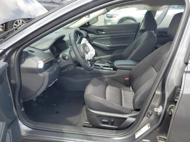 2024 NISSAN ALTIMA SV  