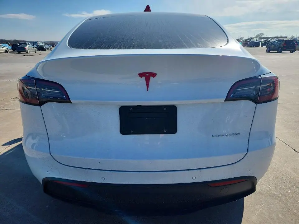 2022 TESLA MODEL Y   
