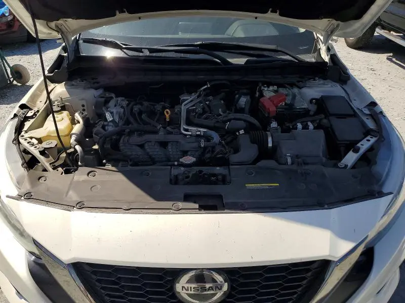 2021 NISSAN ALTIMA SR  