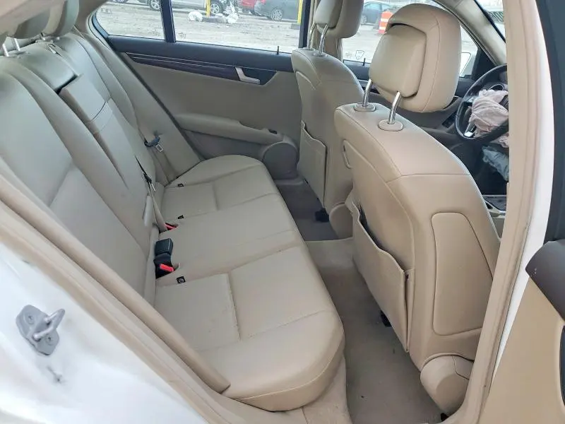 2014 MERCEDES-BENZ C 250  