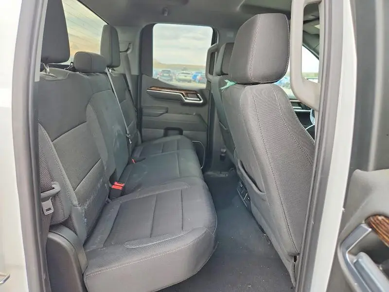 2023 GMC SIERRA K1500 SLE  