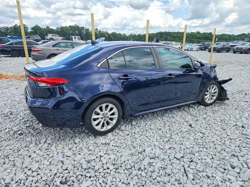 2020 TOYOTA COROLLA XLE  