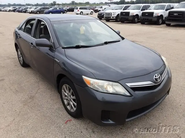 2011 TOYOTA CAMRY HYBRID 