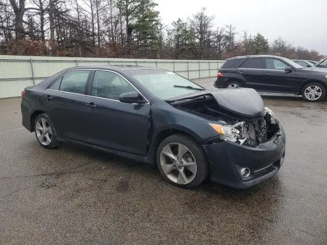 2012 TOYOTA CAMRY SE  