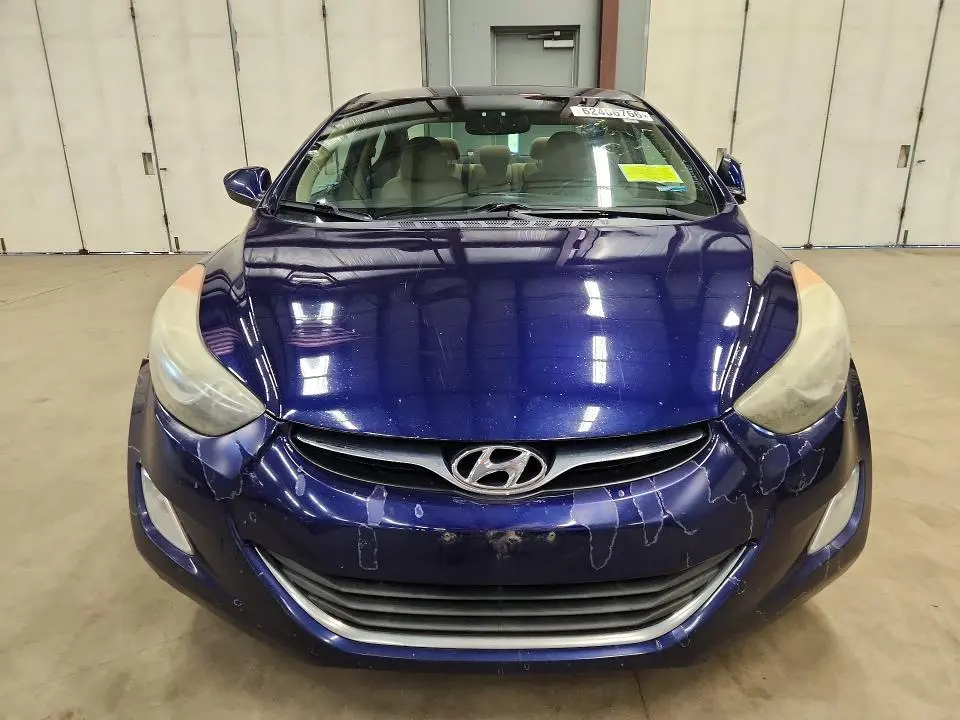 2013 HYUNDAI ELANTRA   