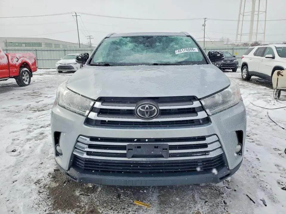 2018 TOYOTA HIGHLANDER LIMITED  