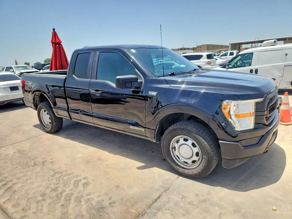 2021 FORD F150 XL  