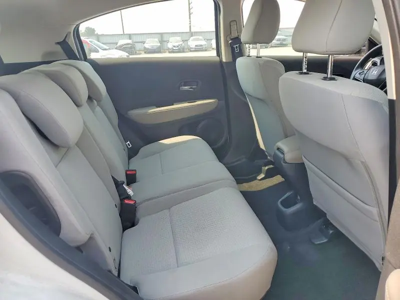 2021 HONDA HR-V LX  