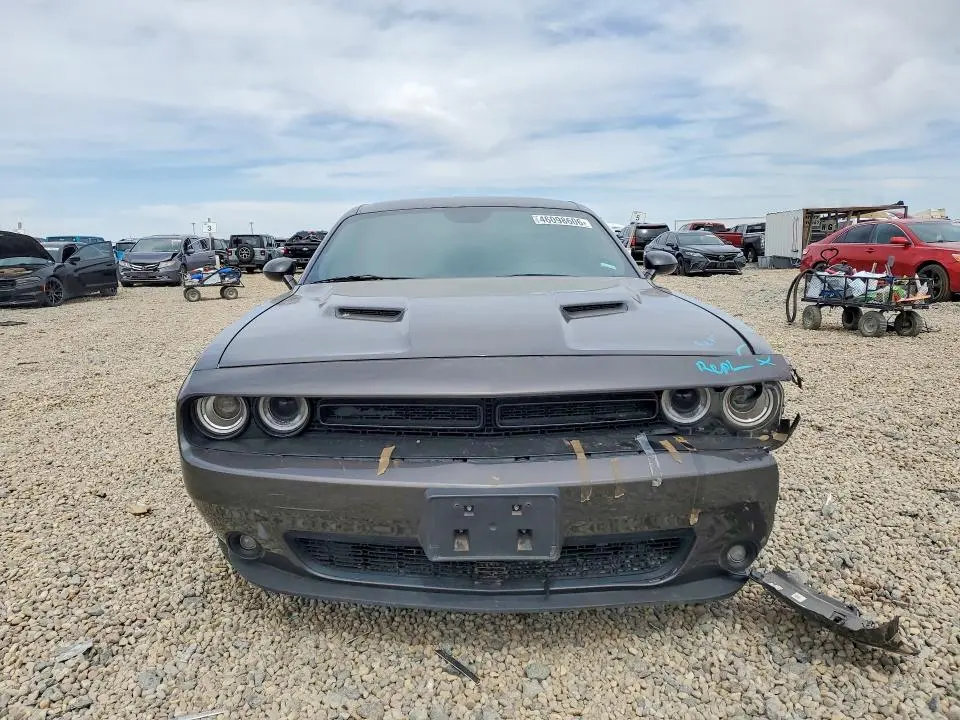 2022 DODGE CHALLENGER SXT  