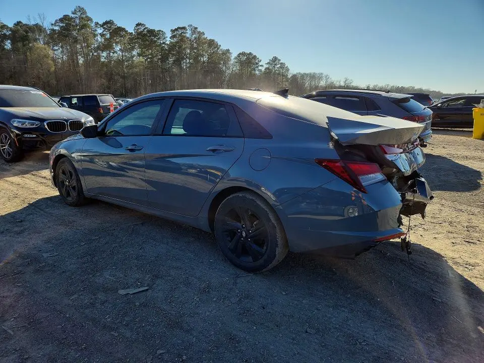 2022 HYUNDAI ELANTRA SEL  