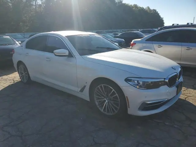 2019 BMW 530E   