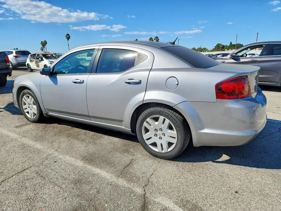 2014 DODGE AVENGER SE  