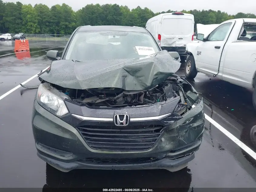 2017 HONDA HR-V LX