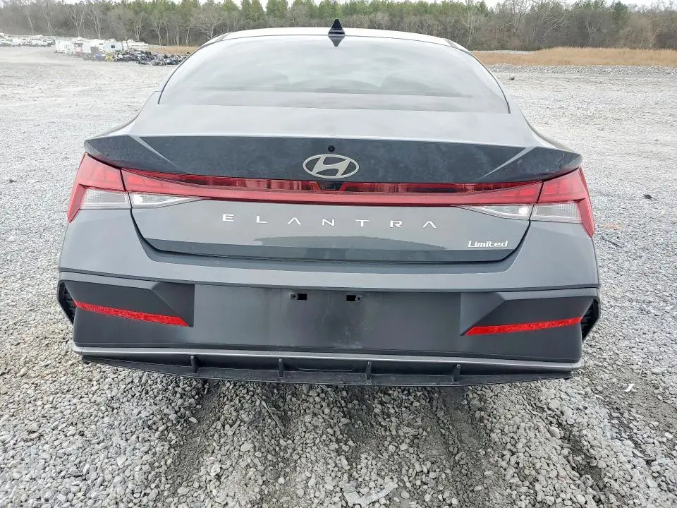 2025 HYUNDAI ELANTRA LIMITED  