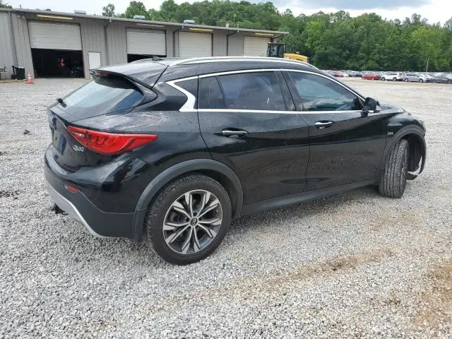 2017 INFINITI QX30 BASE  