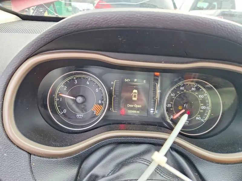 2014 JEEP CHEROKEE SPORT  