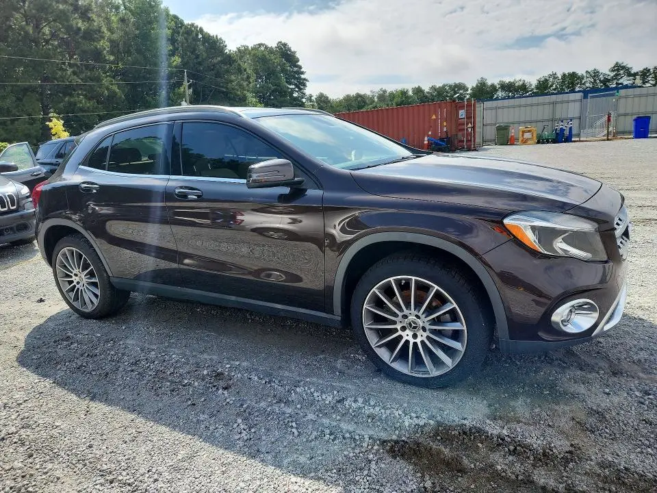 2018 MERCEDES-BENZ GLA 250  