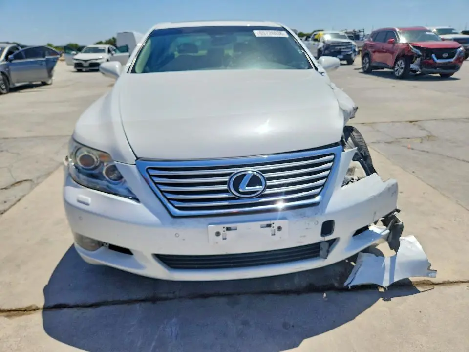 2010 LEXUS LS 460  