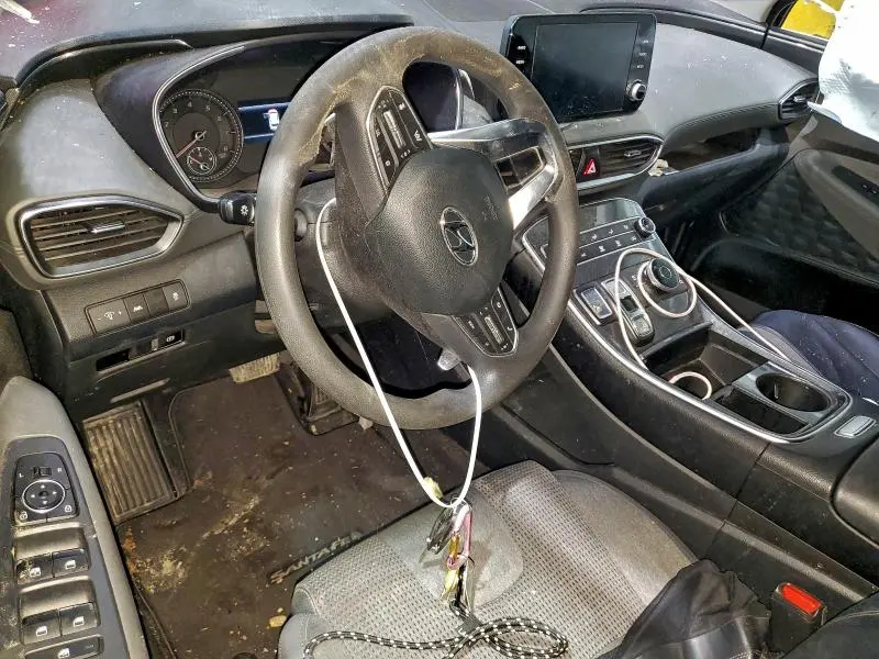 2022 HYUNDAI SANTA FE SE  