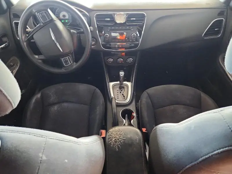 2013 CHRYSLER 200 LX  
