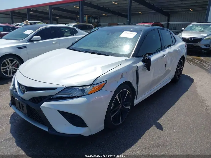 2020 TOYOTA CAMRY XSE AWD