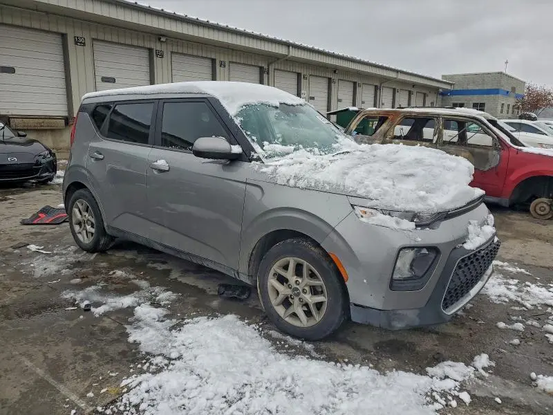 2022 KIA SOUL LX  