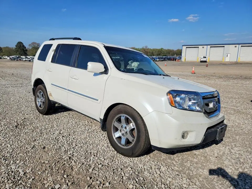 2011 HONDA PILOT TOURING  