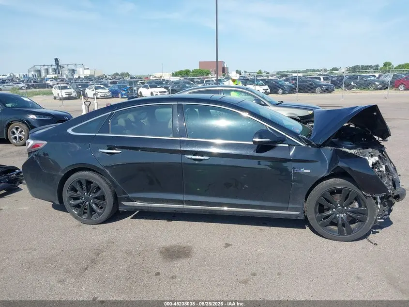 2016 HYUNDAI SONATA HYBRID LIMITED