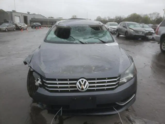 2013 VOLKSWAGEN PASSAT SE  