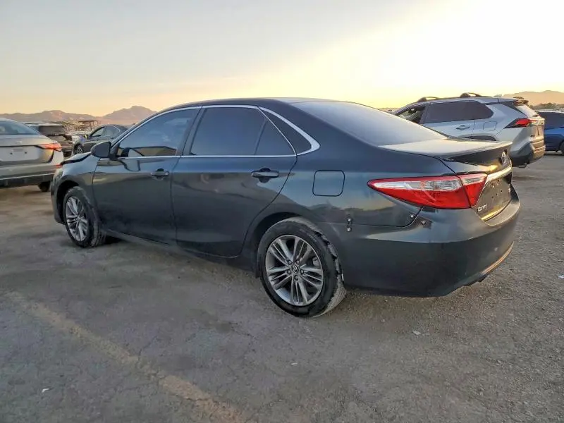 2016 TOYOTA CAMRY LE  