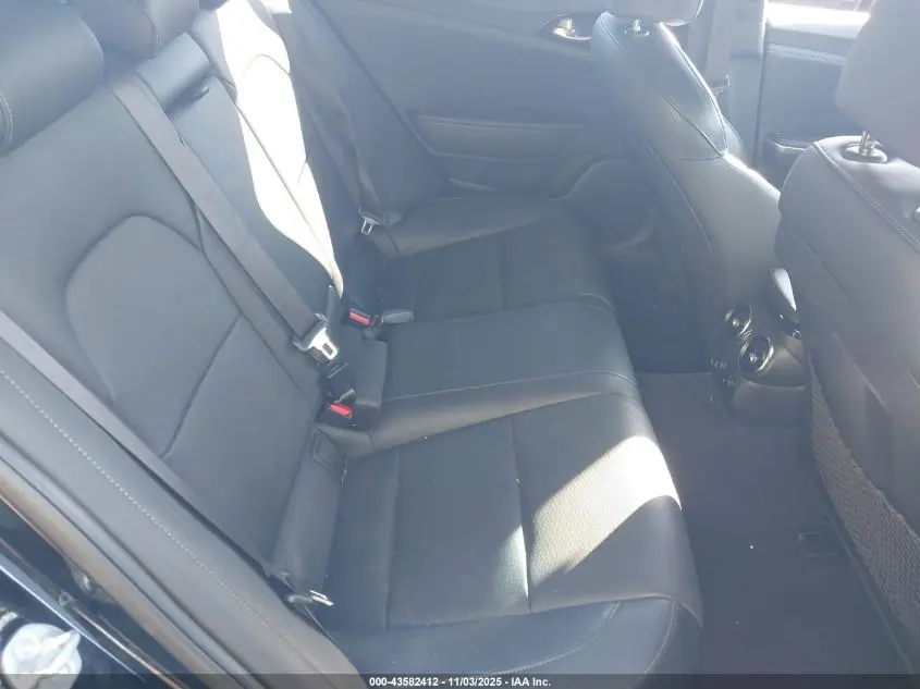 2023 KIA STINGER GT-LINE