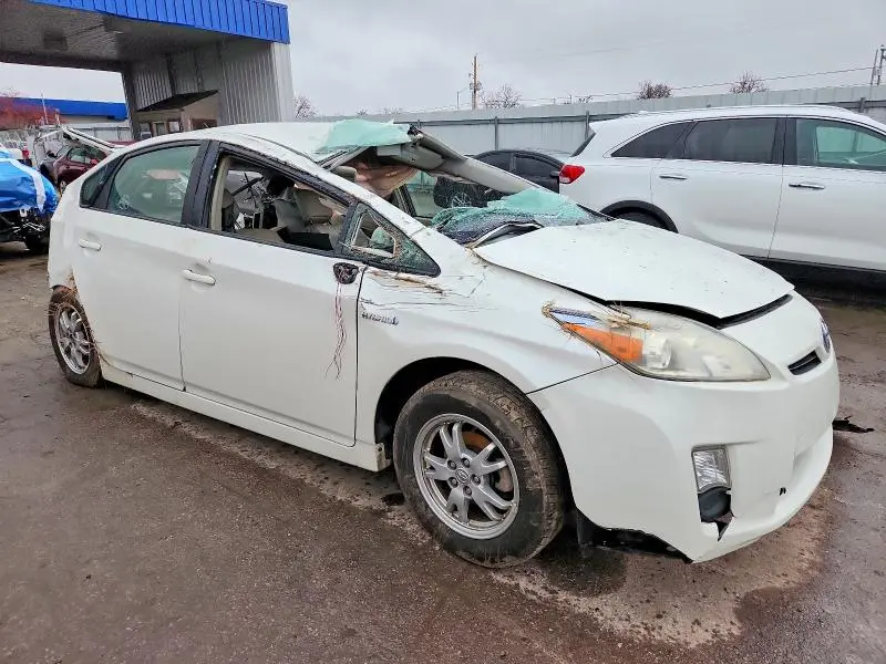 2011 TOYOTA PRIUS   