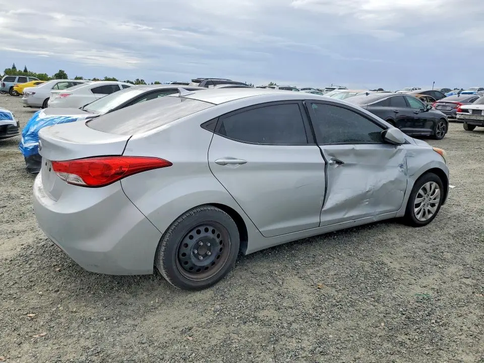 2011 HYUNDAI ELANTRA GLS  