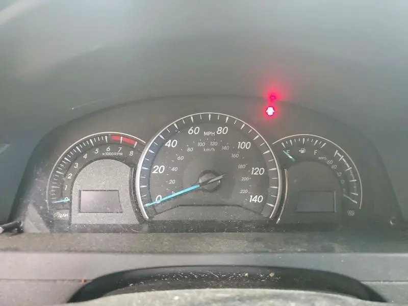 2012 TOYOTA CAMRY LE  