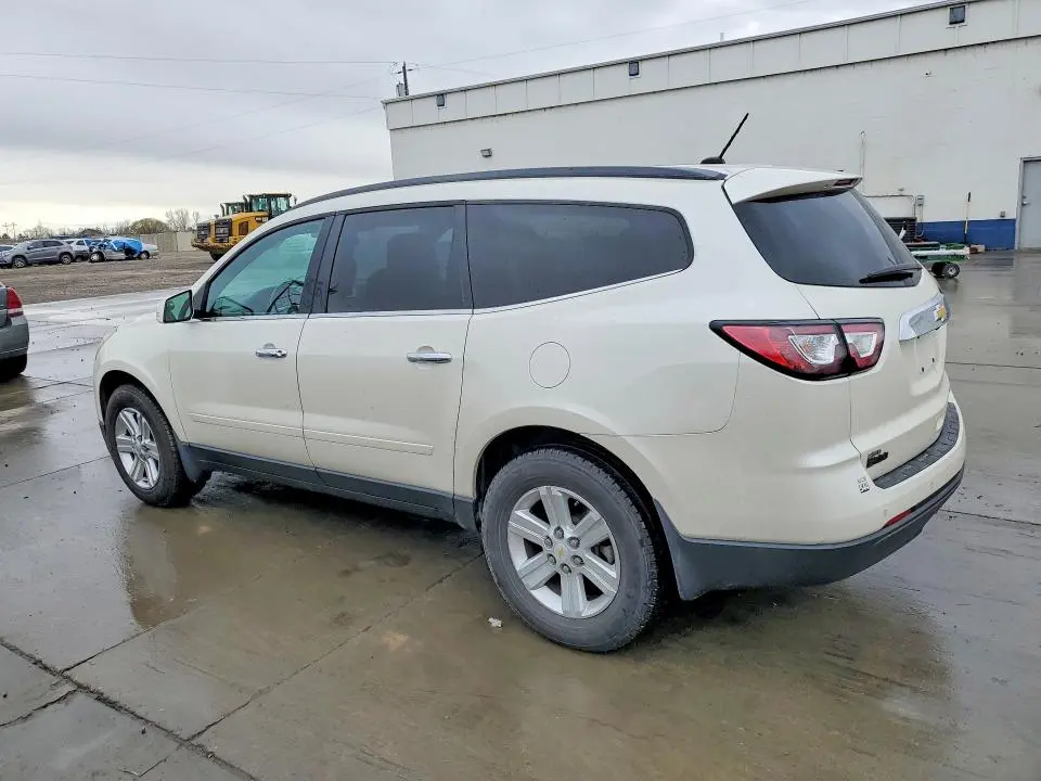 2013 CHEVROLET TRAVERSE LT  