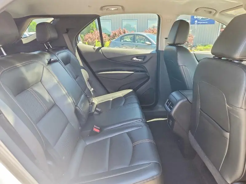 2022 CHEVROLET EQUINOX PREMIER  