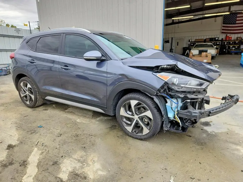 2017 HYUNDAI TUCSON SPORT  