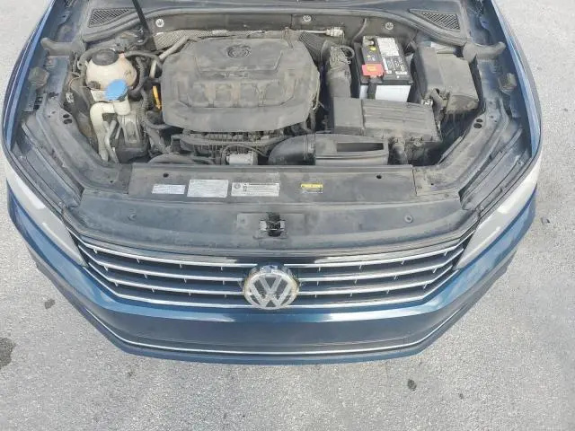 2019 VOLKSWAGEN PASSAT WOLFSBURG  