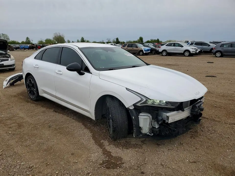 2022 KIA K5 GT LINE  