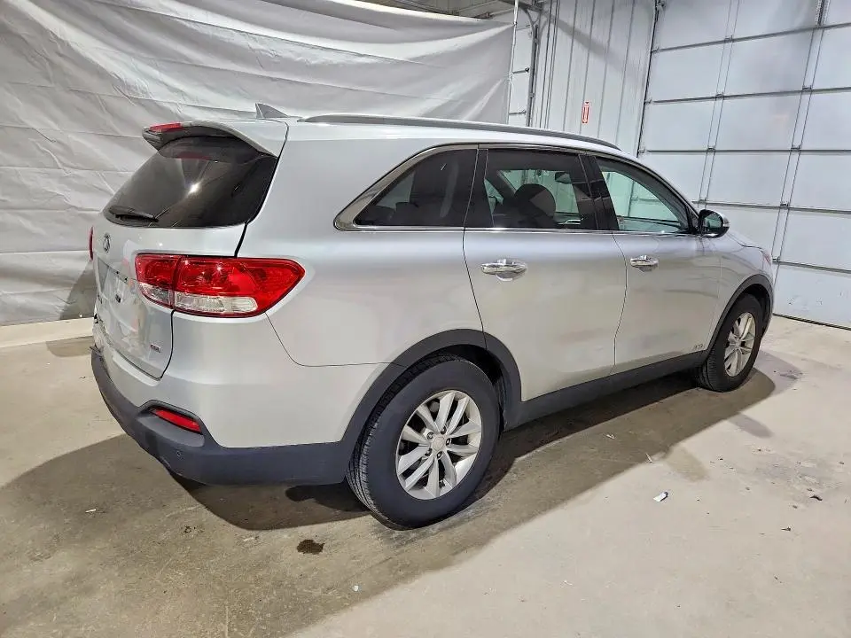 2018 KIA SORENTO LX  