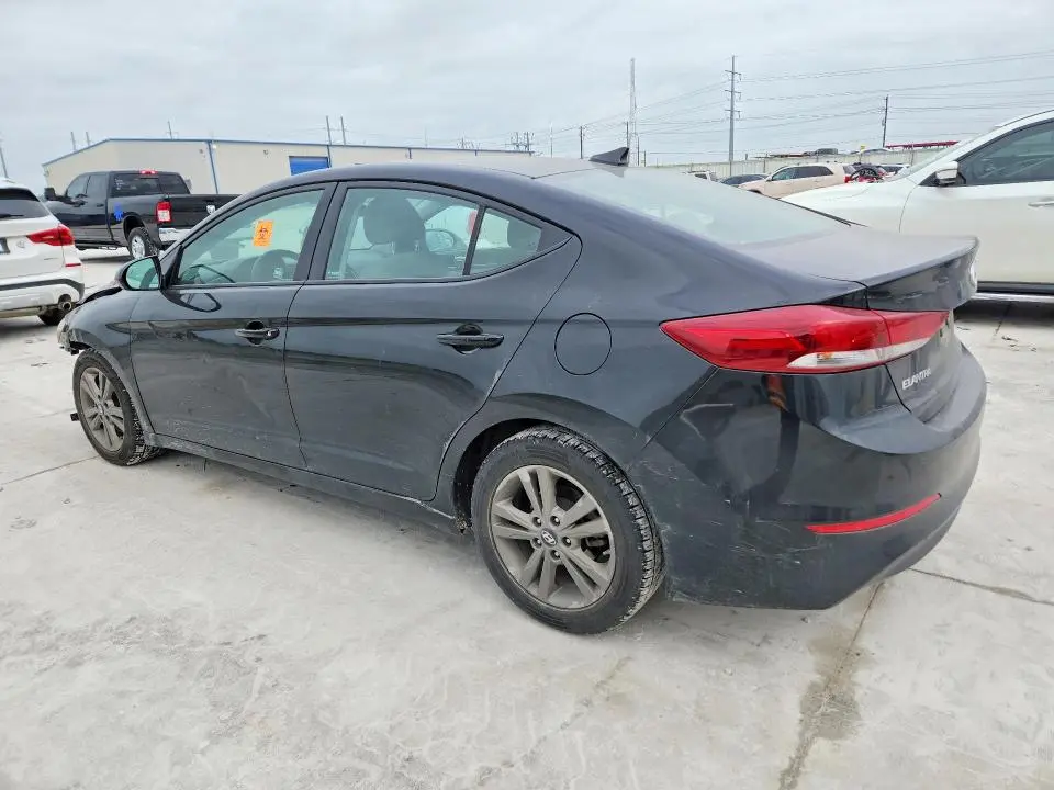 2018 HYUNDAI ELANTRA SEL  