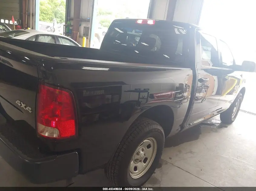 2019 RAM 1500 CLASSIC  