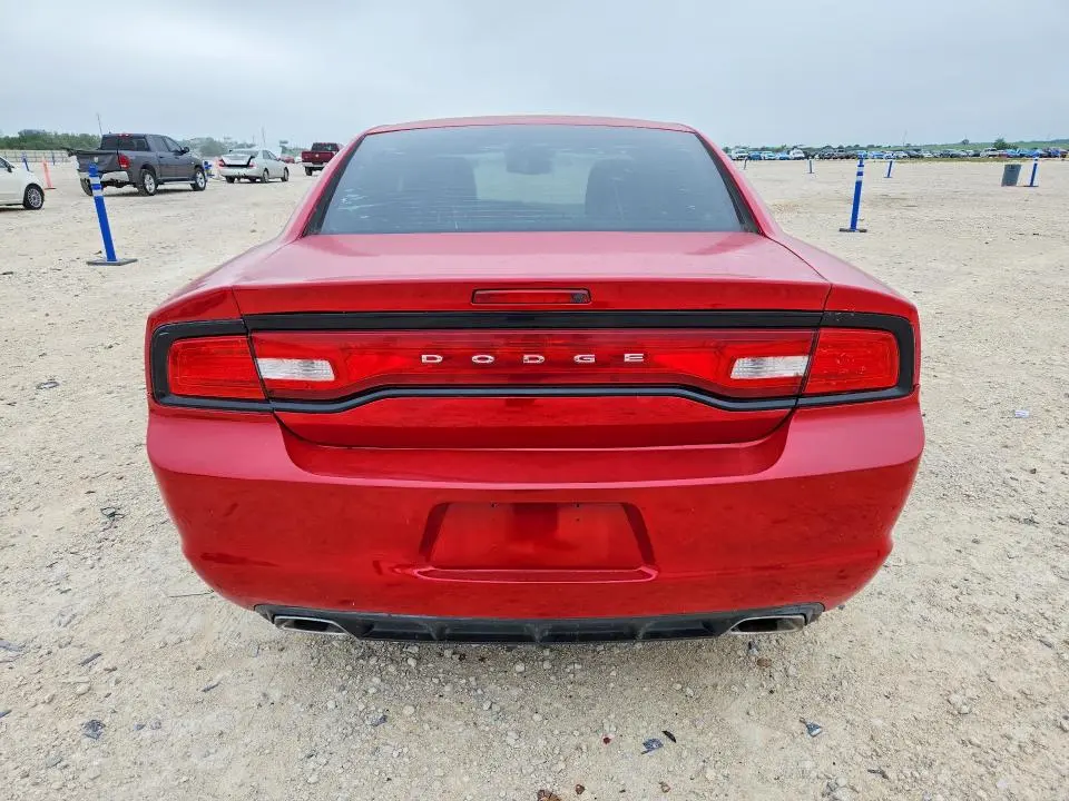 2013 DODGE CHARGER SE  