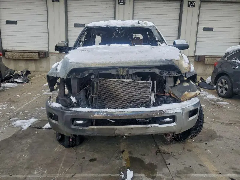 2013 RAM 2500 LARAMIE  