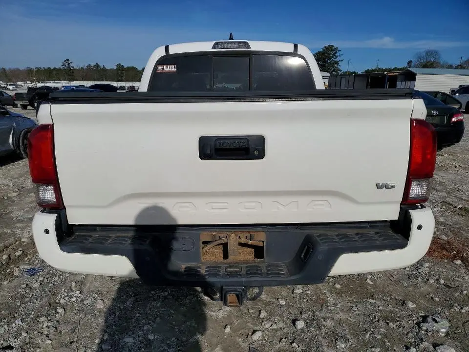 2016 TOYOTA TACOMA DOUBLE CAB  